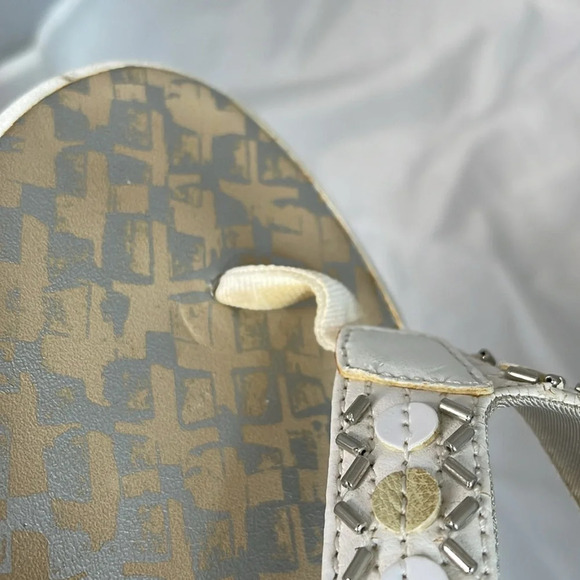 CLARKS Platform Wedge Thong Sandals White Beaded Vegan Leather Boho Size 11 - Picture 11 of 12